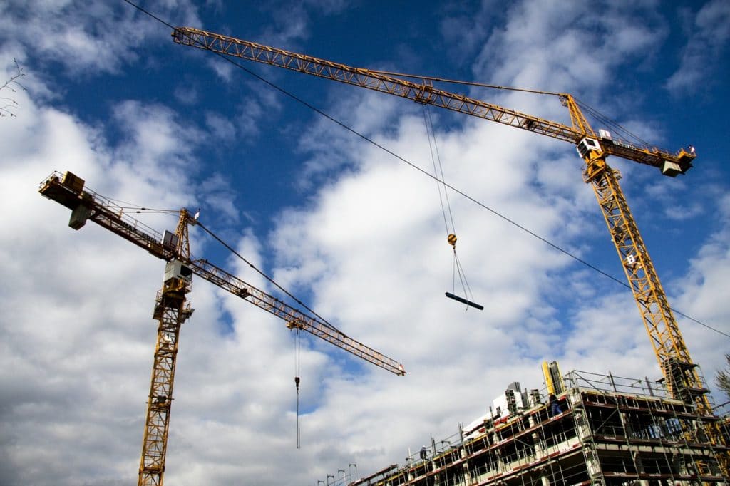 Streamlined permitting processes (construction cranes)